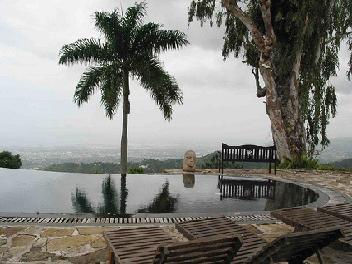 كينغستون Hotel Strawberry Hill & Spa المظهر الخارجي الصورة